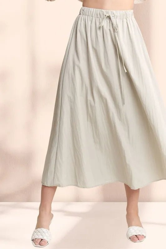 ADORA Drawstring Waist Crinkle Maxi Skirt - VeauBeauty