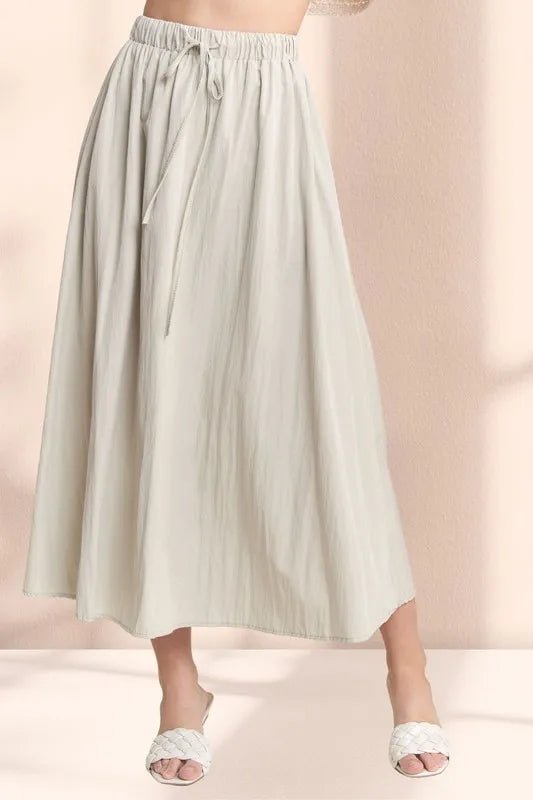 ADORA Drawstring Waist Crinkle Maxi Skirt - VeauBeauty
