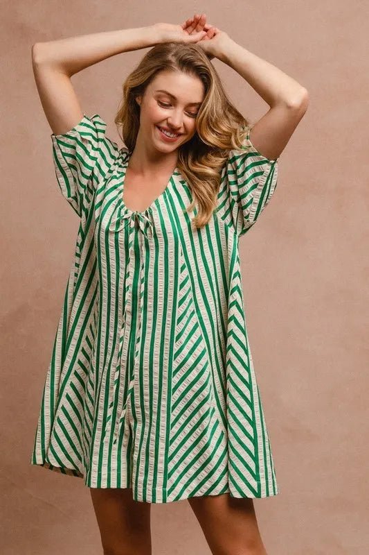 BiBi Puffy Sleeves Romper with Back Button Closure - VeauBeauty