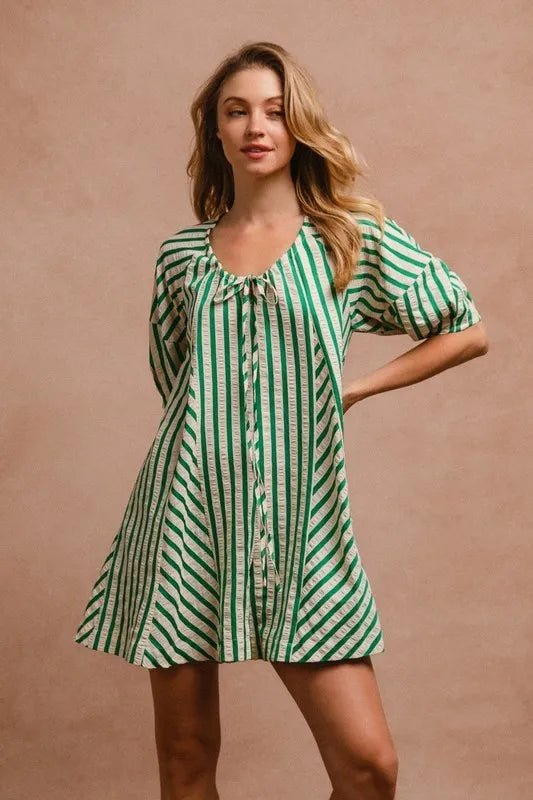 BiBi Puffy Sleeves Romper with Back Button Closure - VeauBeauty