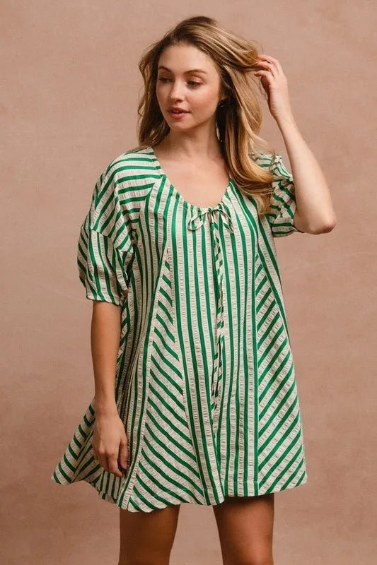 BiBi Puffy Sleeves Romper with Back Button Closure - VeauBeauty