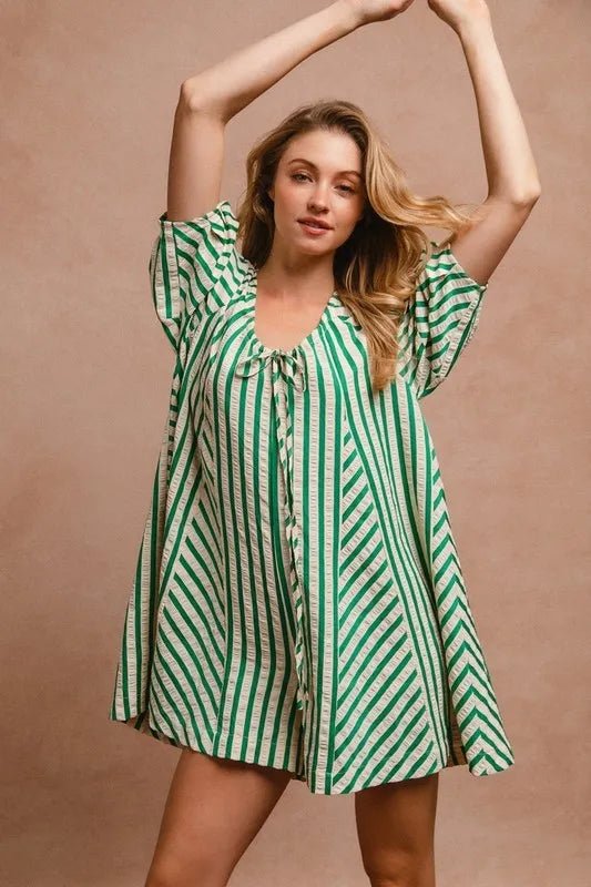 BiBi Puffy Sleeves Romper with Back Button Closure - VeauBeauty
