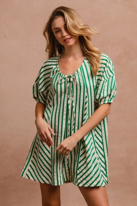 BiBi Puffy Sleeves Romper with Back Button Closure - VeauBeauty
