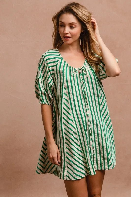 BiBi Puffy Sleeves Romper with Back Button Closure - VeauBeauty
