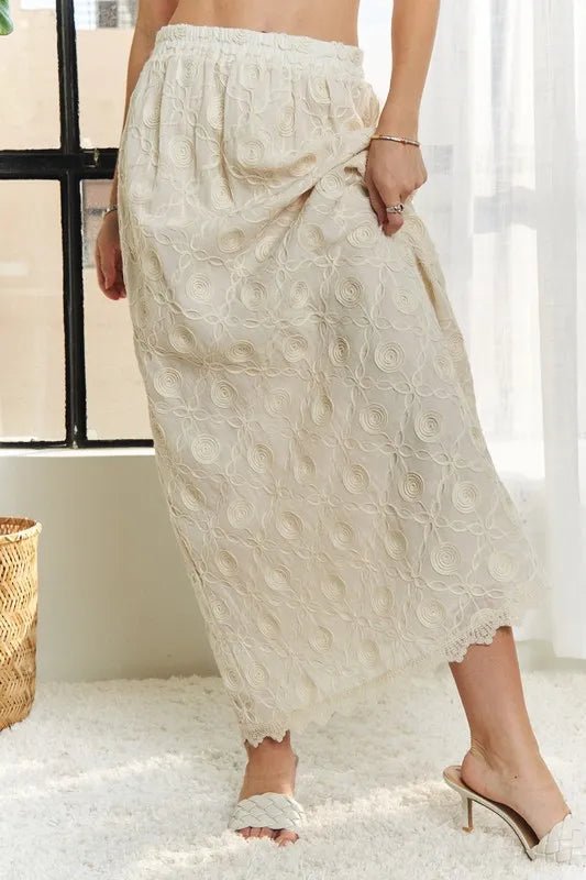 Elastic Waist Applique Maxi Skirt - VeauBeauty