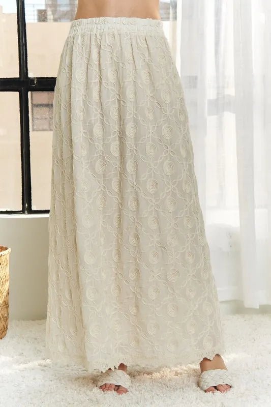 Elastic Waist Applique Maxi Skirt - VeauBeauty