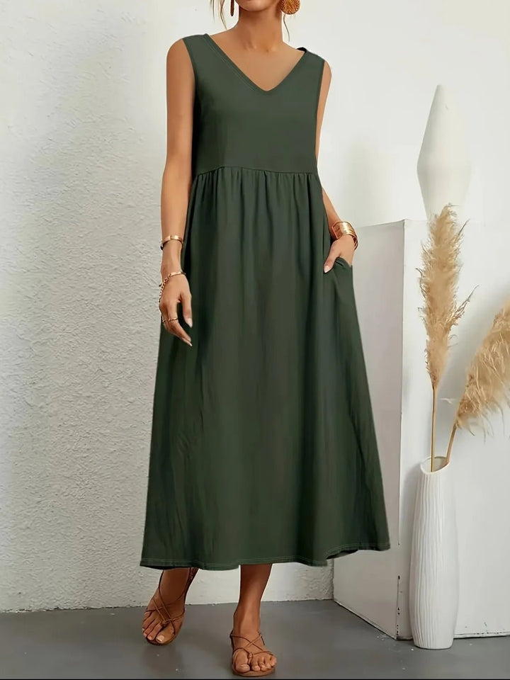 Full Size Pocketed V - Neck Sleeveless Midi Dress Plus Size - VeauBeauty