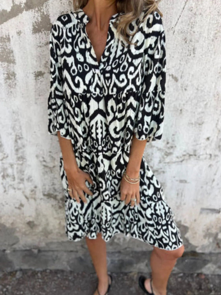 Full Size Printed Notched Half Sleeve Dress Plus Size - VeauBeauty