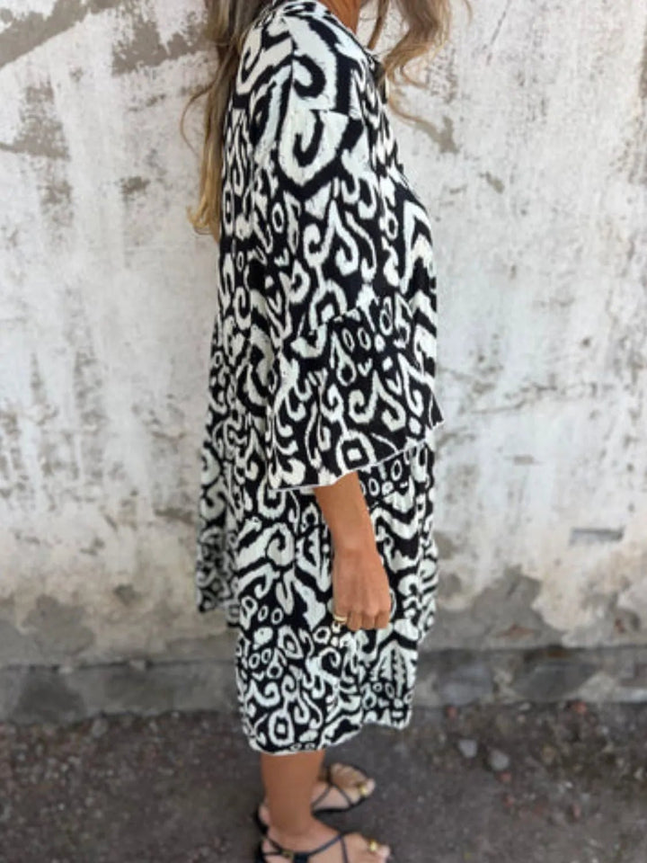 Full Size Printed Notched Half Sleeve Dress Plus Size - VeauBeauty