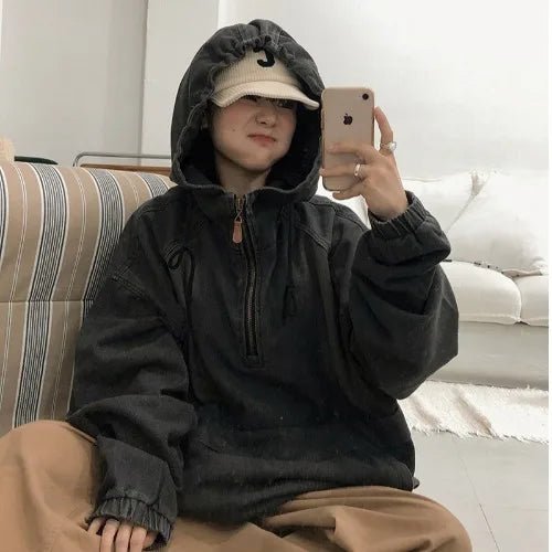 Hooded Denim Short Coat – Loose Fit Winter Outerwear for Women 2025 - VeauBeauty