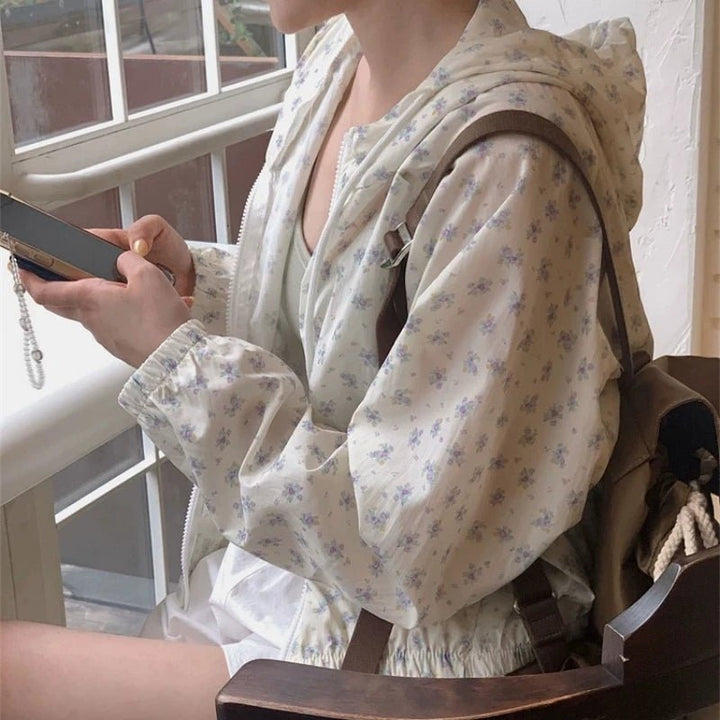 Retro Floral Hooded Jacket – Korean Sweet Loose Fit Batwing Zip - Up Top - VeauBeauty