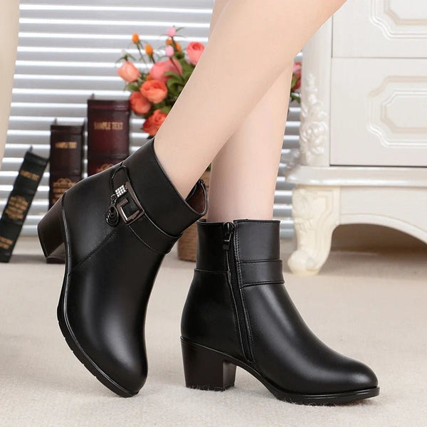 Winter Wool - Lined Genuine Leather Boots – Large Size Ankle Snow Boots - VeauBeauty