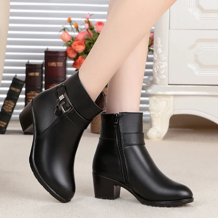Winter Wool - Lined Genuine Leather Boots – Large Size Ankle Snow Boots - VeauBeauty