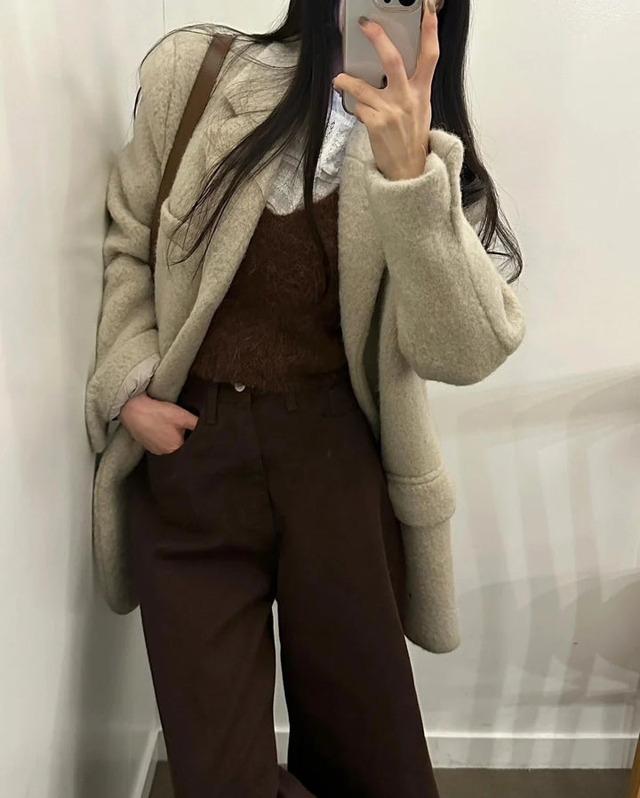 Women's Faux Fur V - Neck Vest – Spring Collection Elegant Outerwear - VeauBeauty