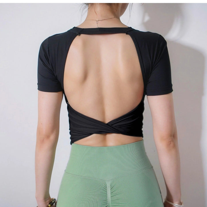 Women's Short Sleeve Yoga Top with Chest Pad – Slim Fit Backless Sports Tee - VeauBeauty