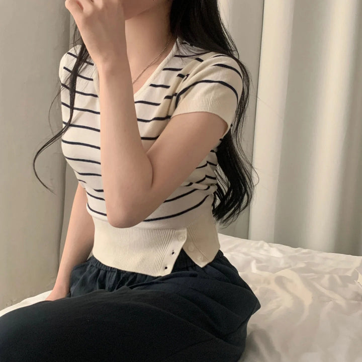 Women's Striped Knit Top – Viscose Round Neck Short Sleeve Sweater - VeauBeauty